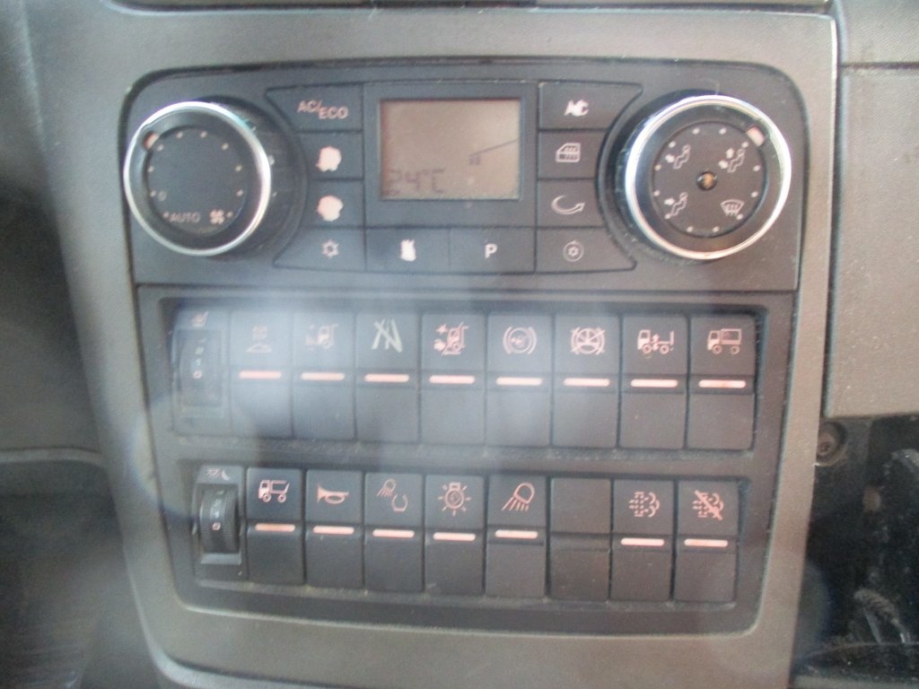 MAN TGX 18.440, 992 300 km - 13
