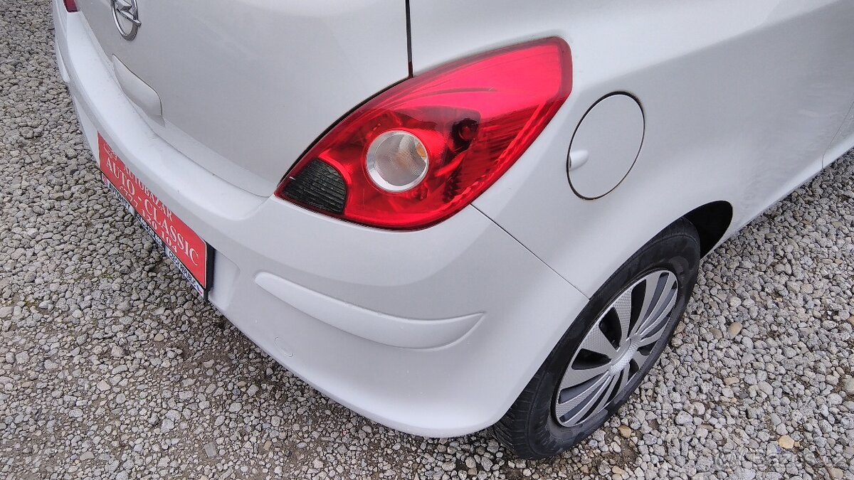 OPEL Corsa 1,0i Comfort KLIMA ČR - 13
