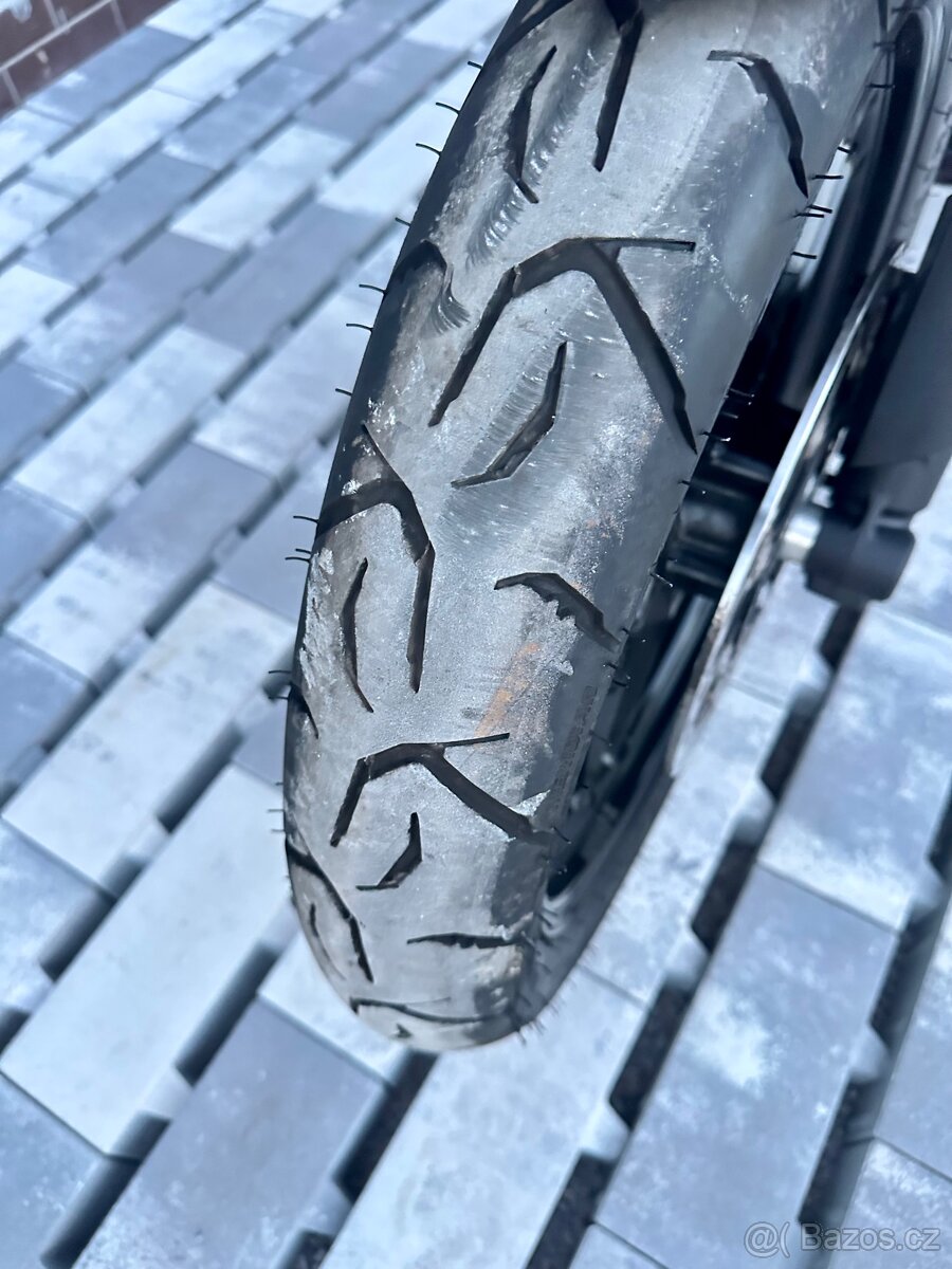 Triumph Tiger 800 XRT - 13