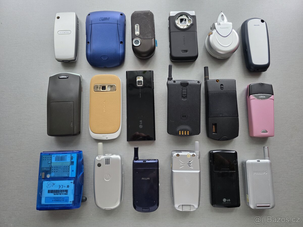 konvolut telefonů - prodávám svou sbírku - 13