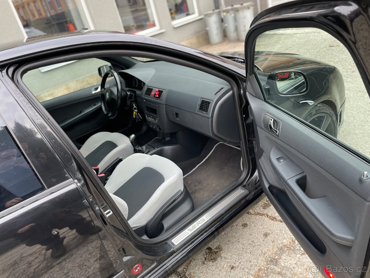 ŠKODA FABIA RS 1.9TDi - 13