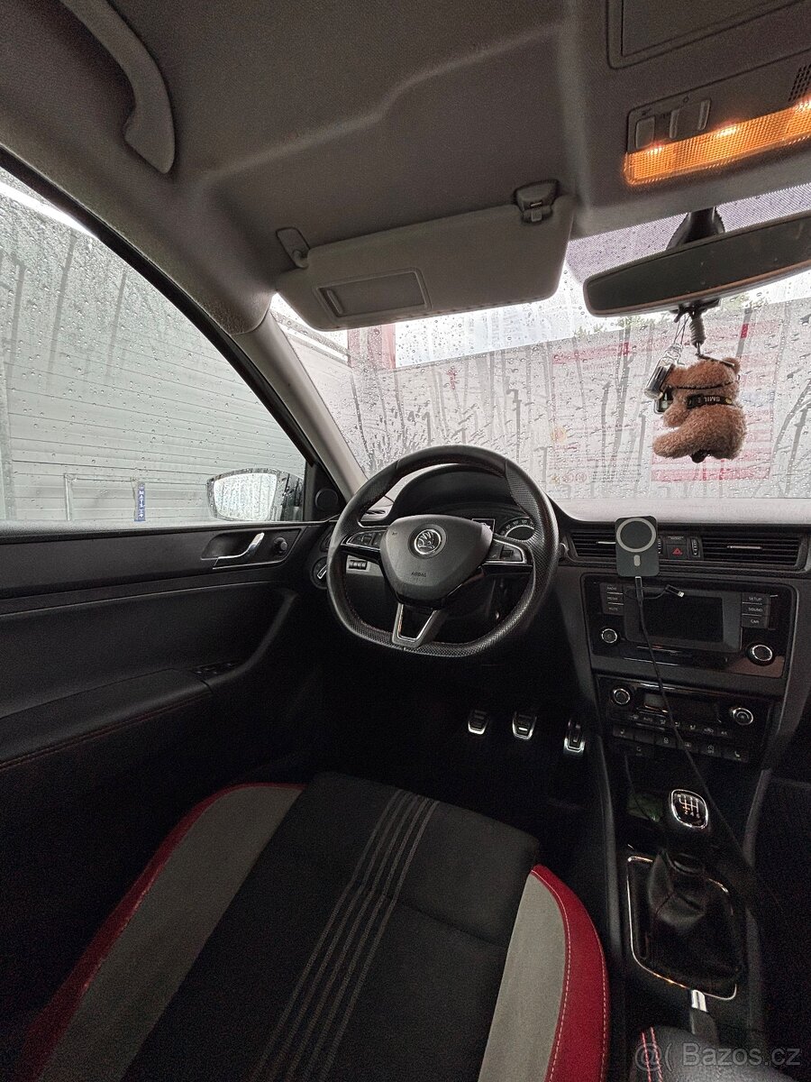 Škoda Rapid Monte Carlo - 13