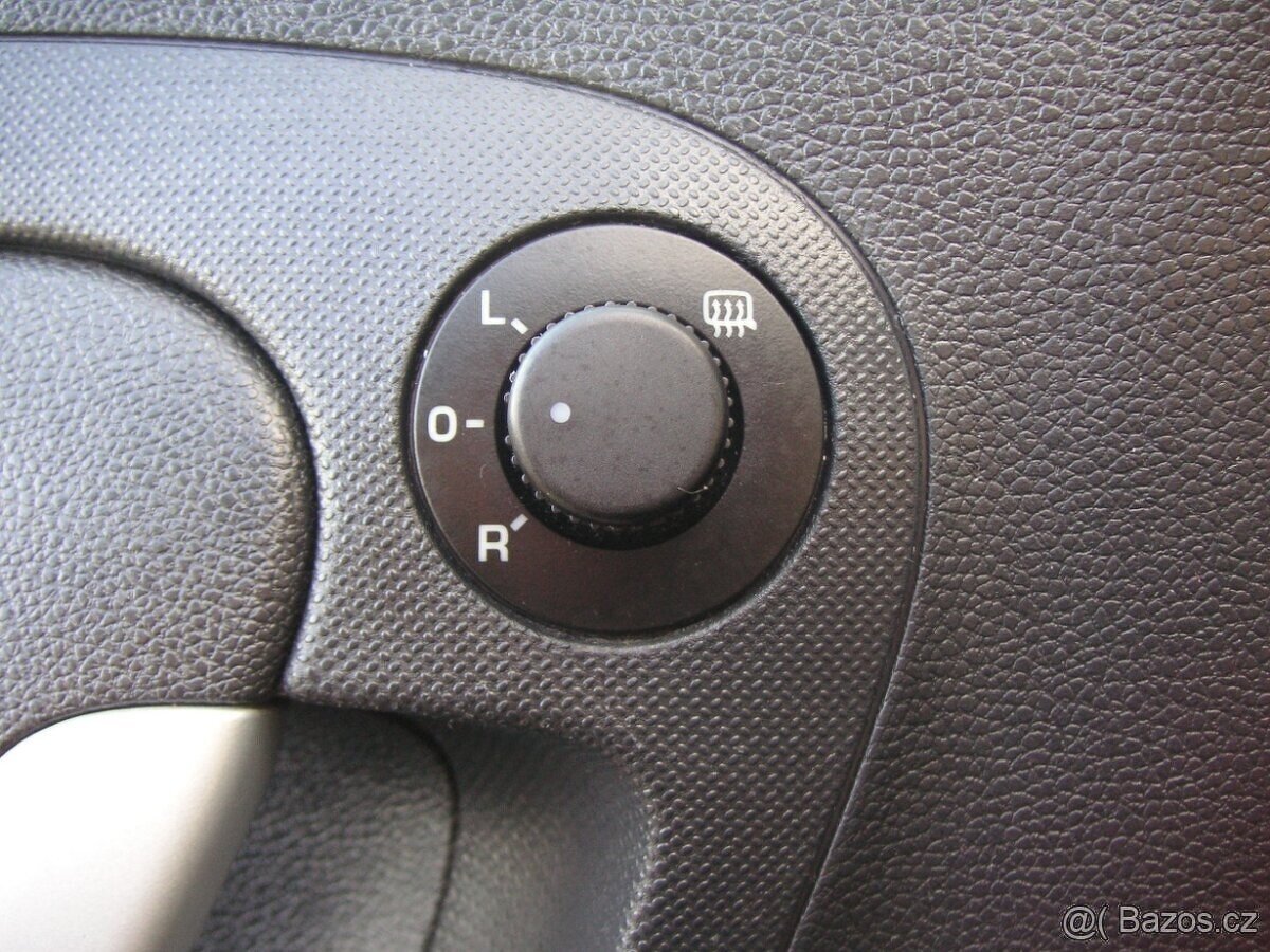 Škoda Fabia 2 1.4i 16V - Serviska - 13