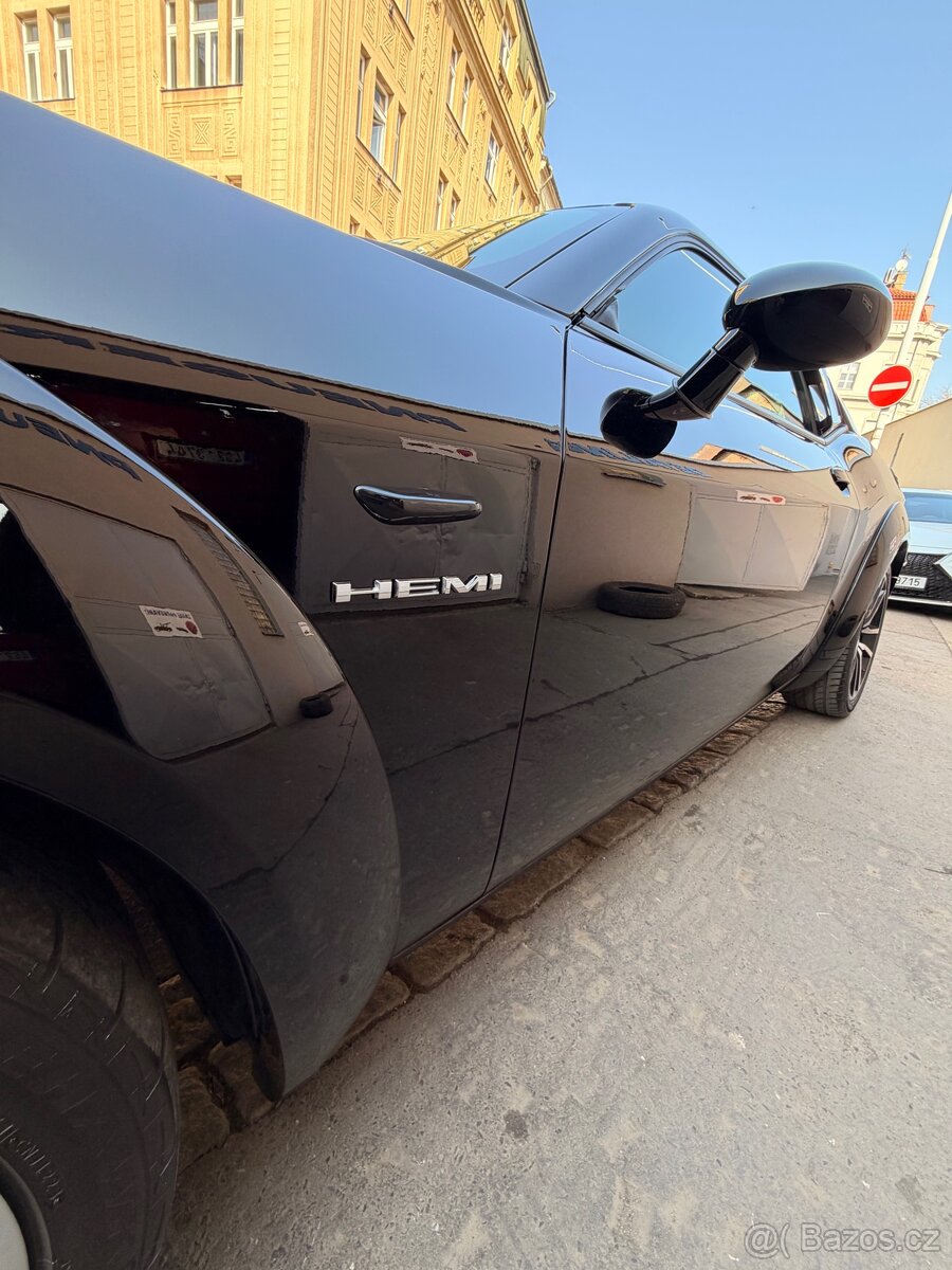 Dodge Challenger Shaker, 5.7 Hemi - 13