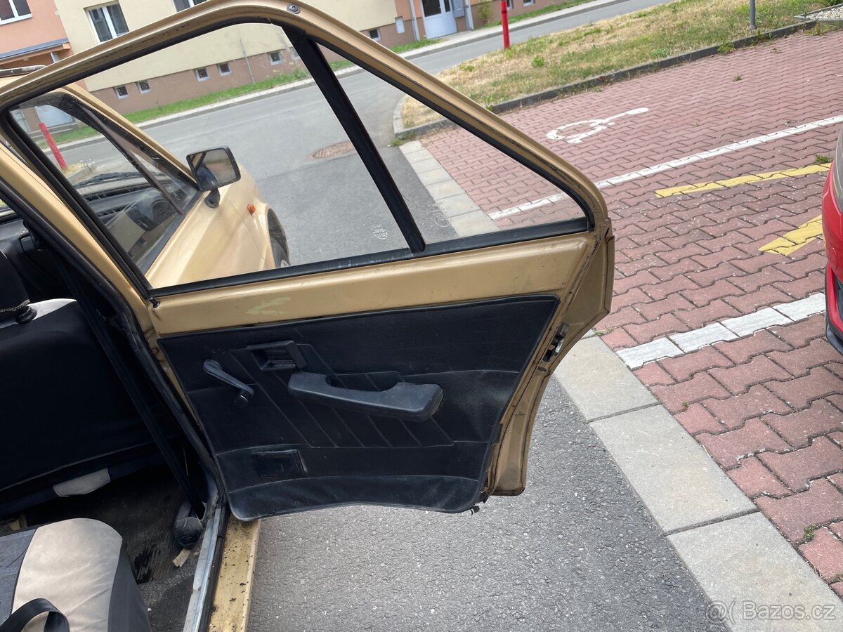 Prodám Škodu 130 L - 13