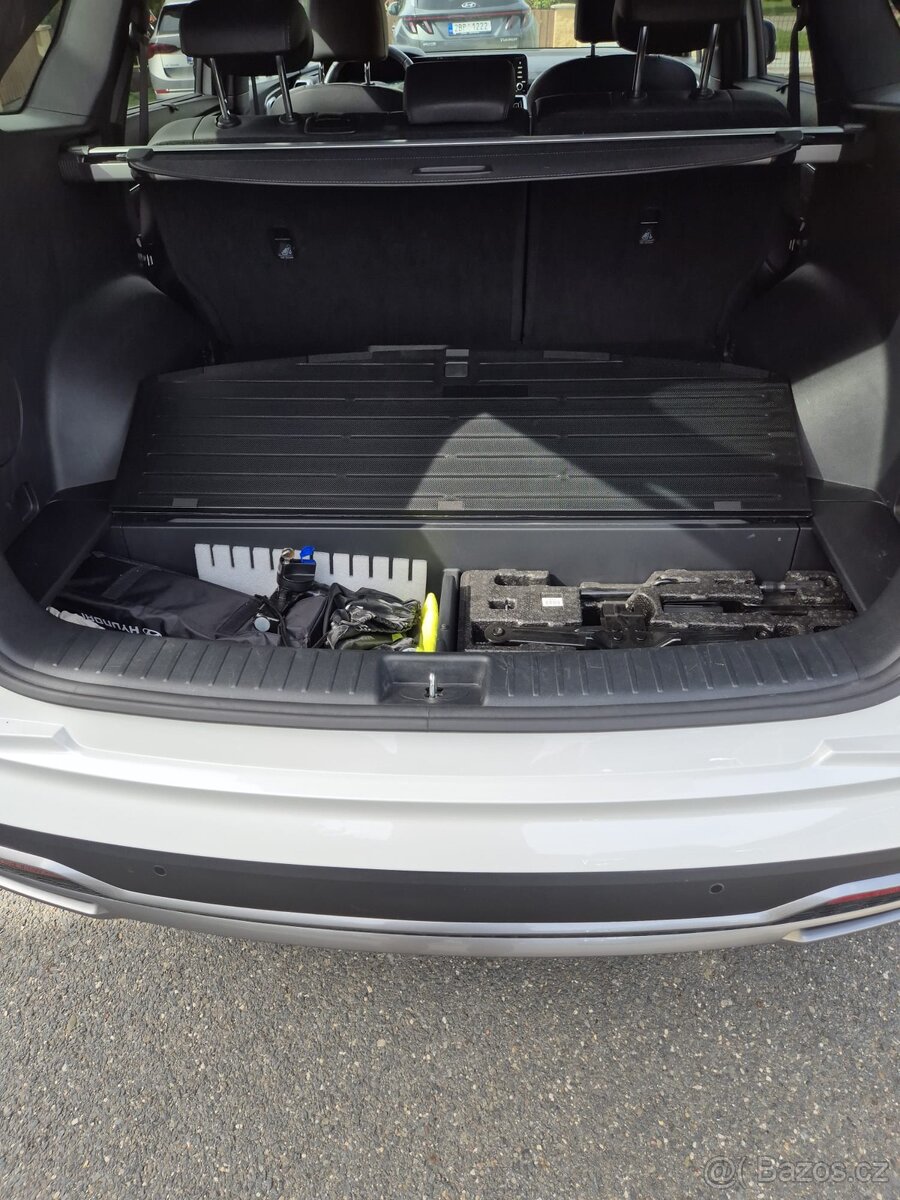 Kia Sorento Premium TOP, 4WD, automat, zanovní stav - 13