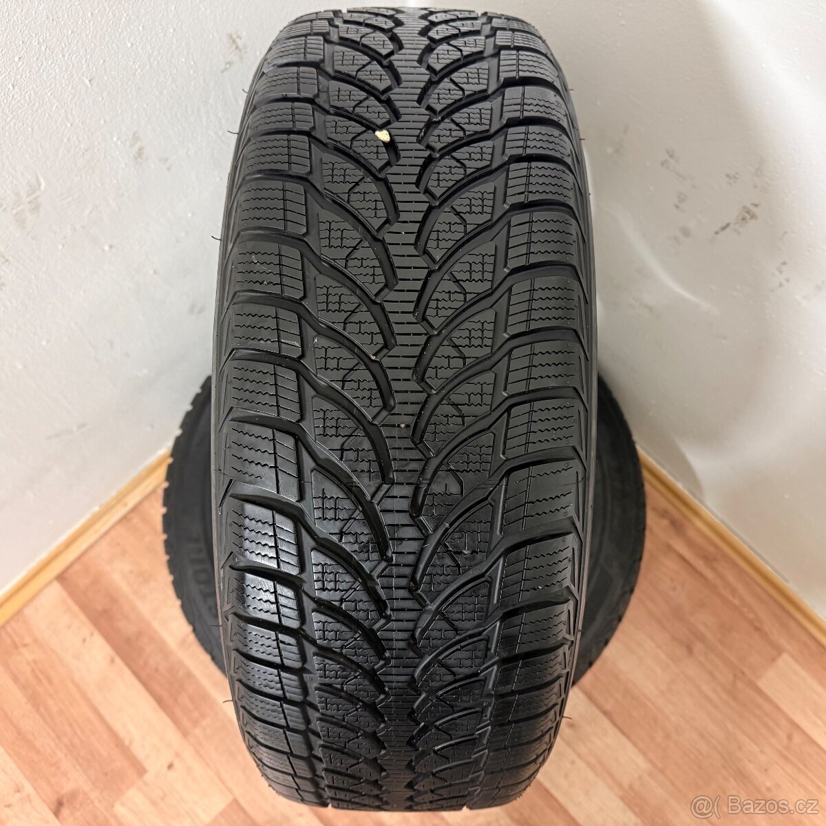AUDI/VW/ŠKODA 5x112 R16 ET52+ZIMNÍ 205/60R16 7,5mm - 13