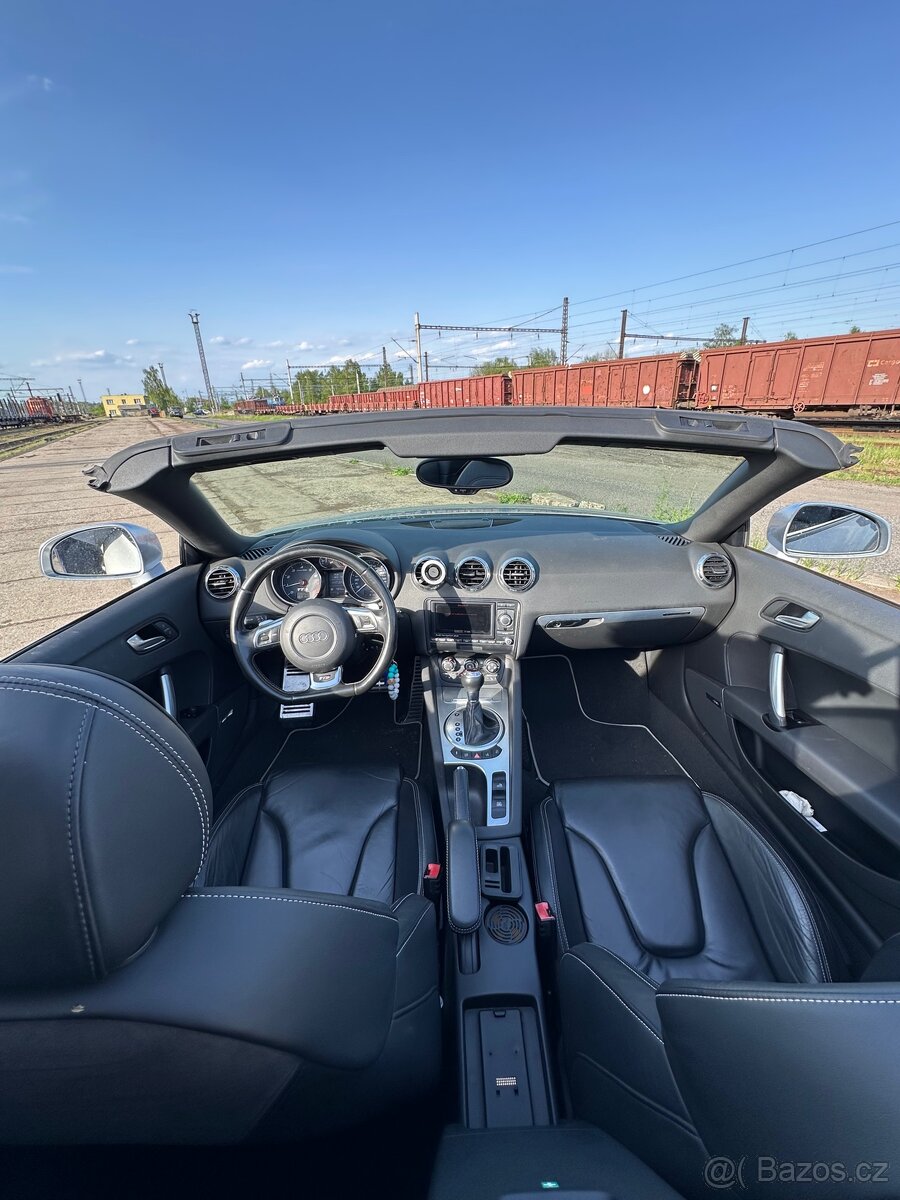 Audi TTS cabrio 2009 200kw DSG - 13