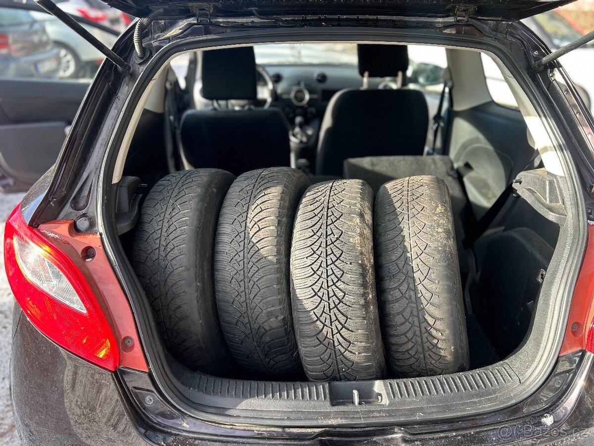 Mazda 2 1,4i 63kW, r.v. 2009 - 13