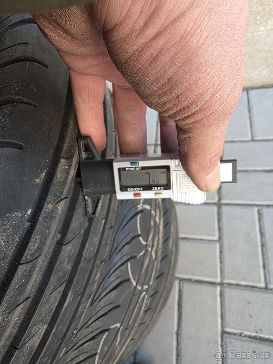 215/65/16 Letní kola Dacia Duster 5x114,3 - 13