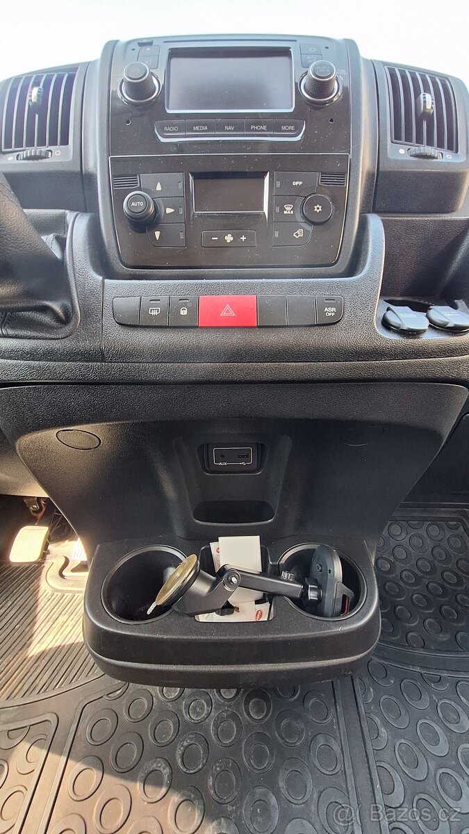 Fiat ducato 2.3 jtd 9 míst - 13