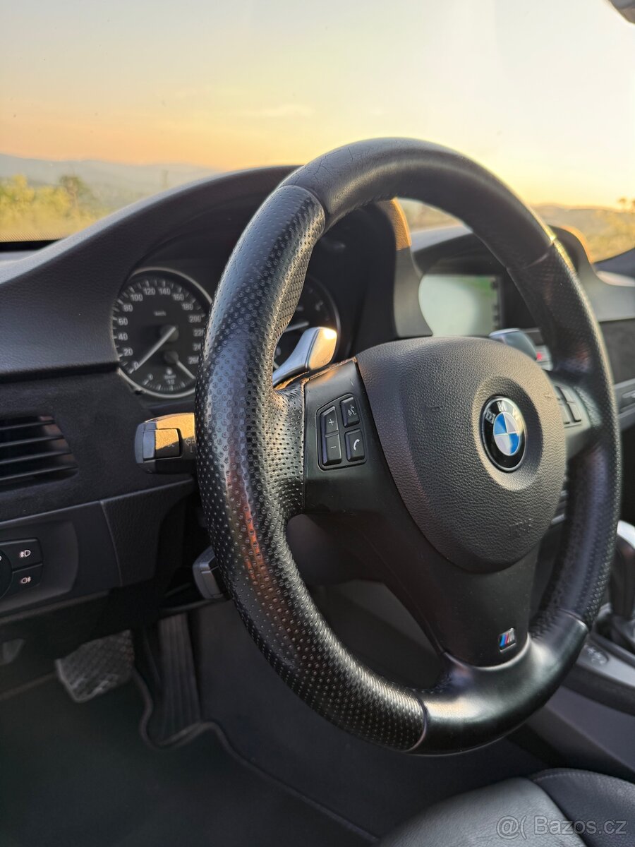 Bmw e90 LCI 330d - 13