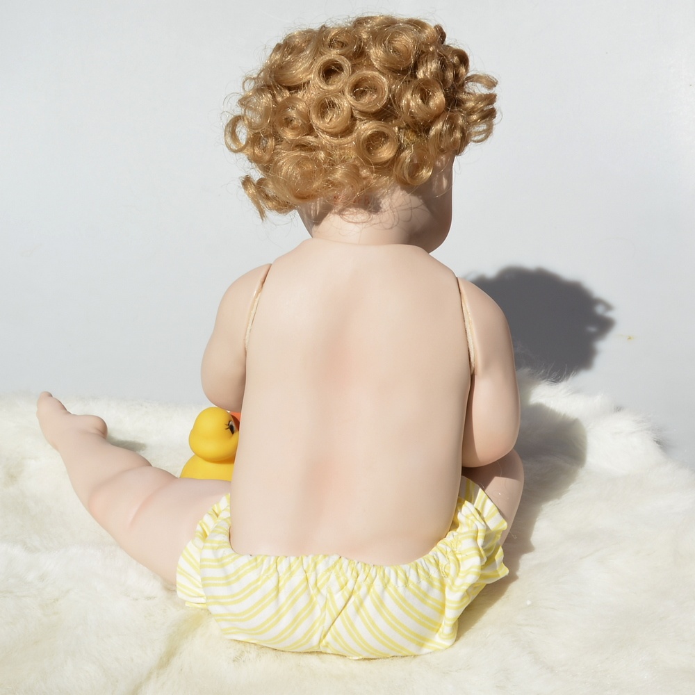 Porcelánová panenka +vanička +kachna +bublinky +kožíšek - 13