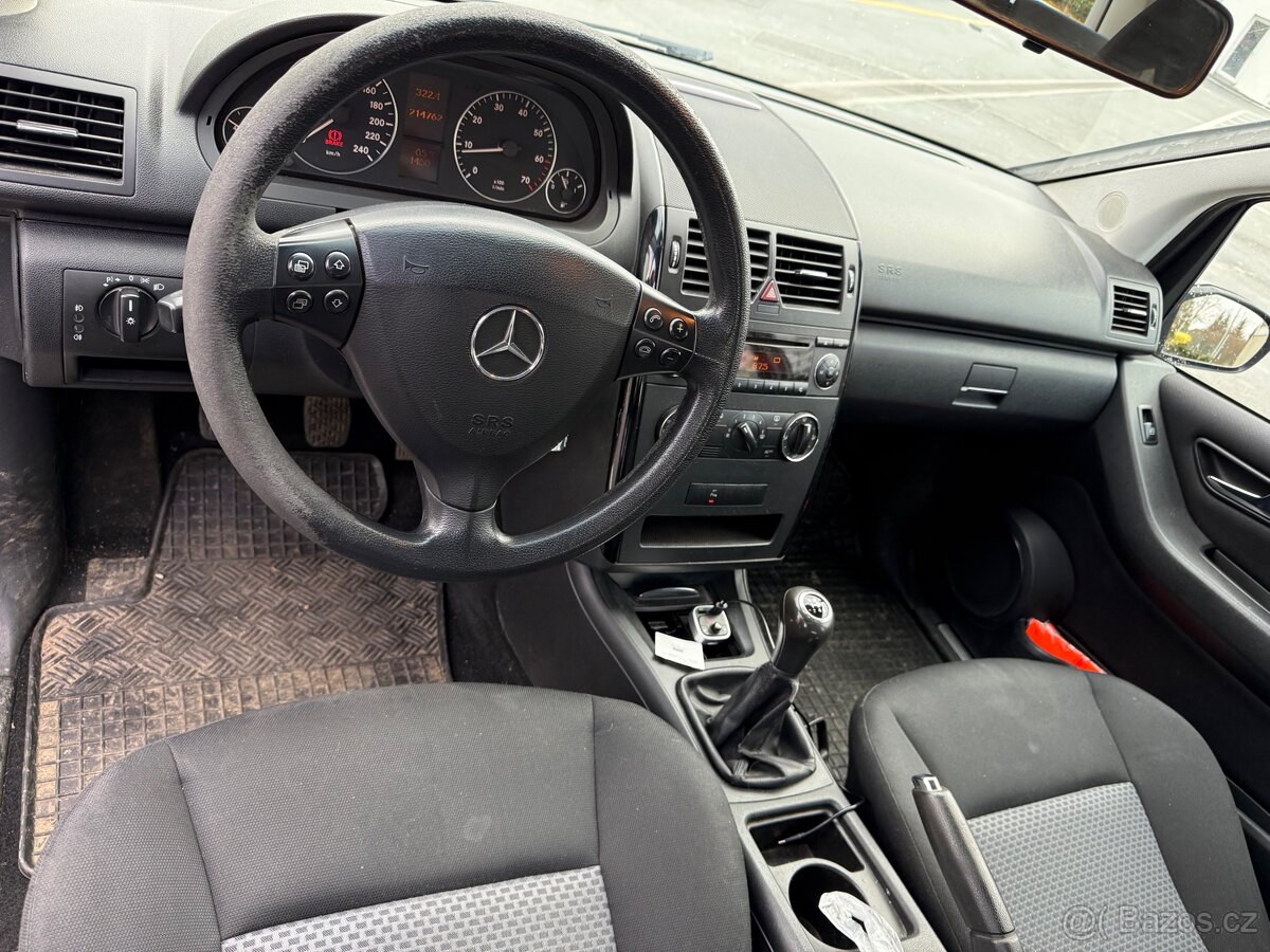 Mercedes Benz A170 - 13