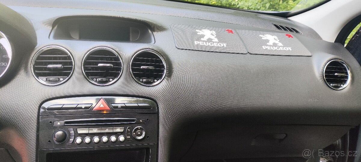 Peugeot 308 SW - 13