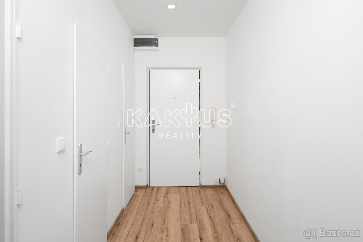 Prodej bytu 3+1 56 m2, Místek - 13