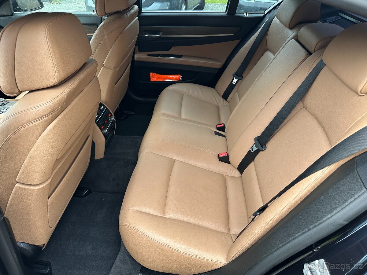 BMW 740D 230KW x-DRIVE M - paket Nová cena - 13