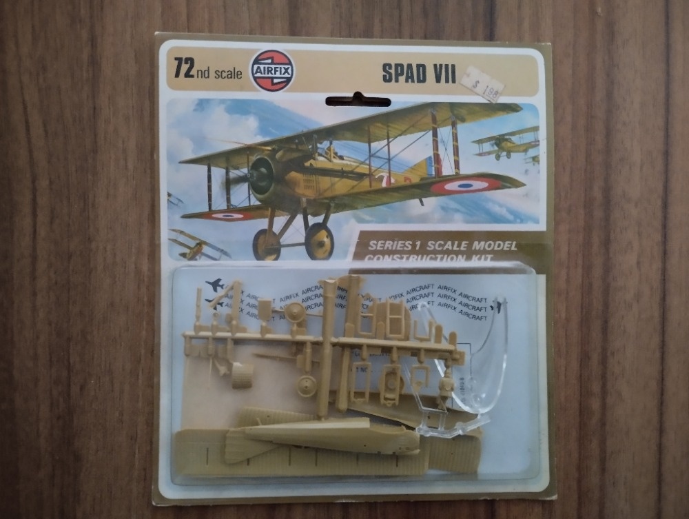 Modely letadel ,MATCHBOX,AIRFIX,FROG,plastové stavebnice. - 13