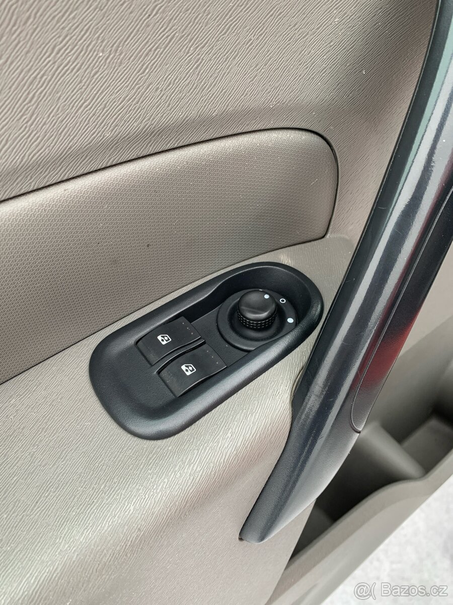 Prodám Renault Kangoo 1.5DCi - 13