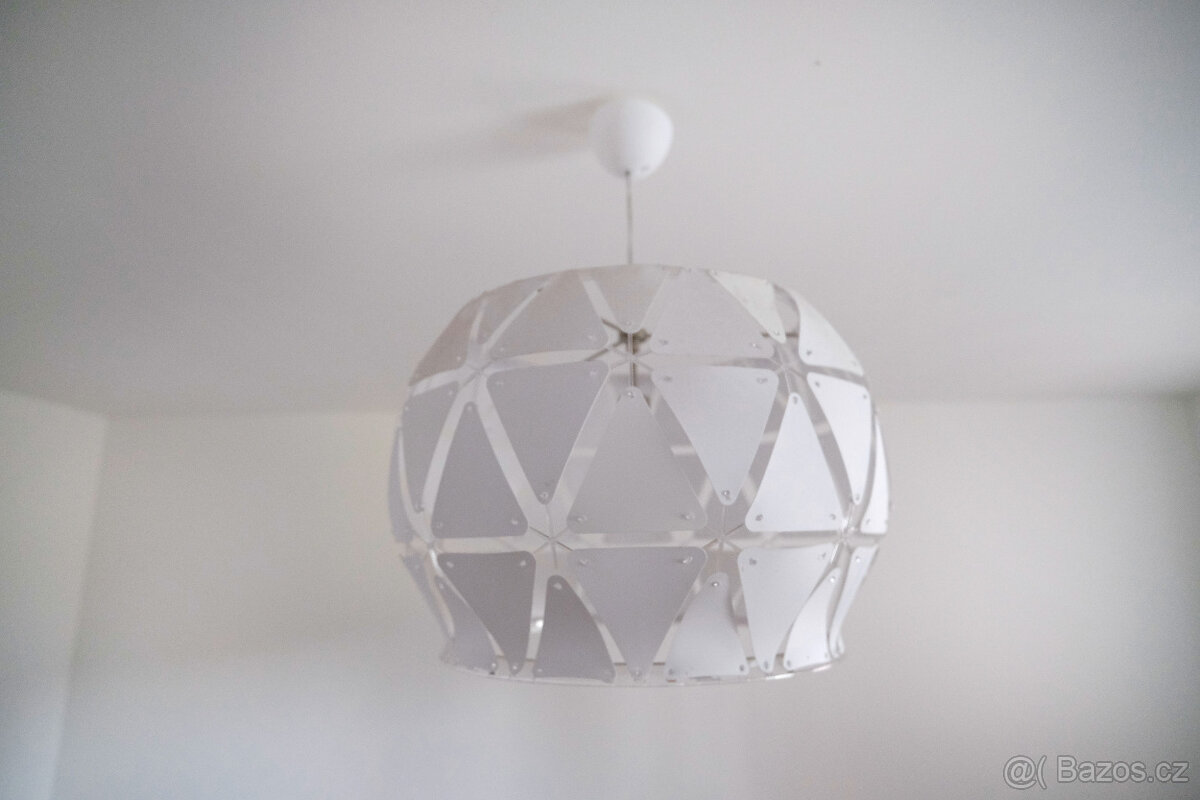 Prodám dům 65 m2 po částečné rekonstrukci, pozemek 732 m2 - 13