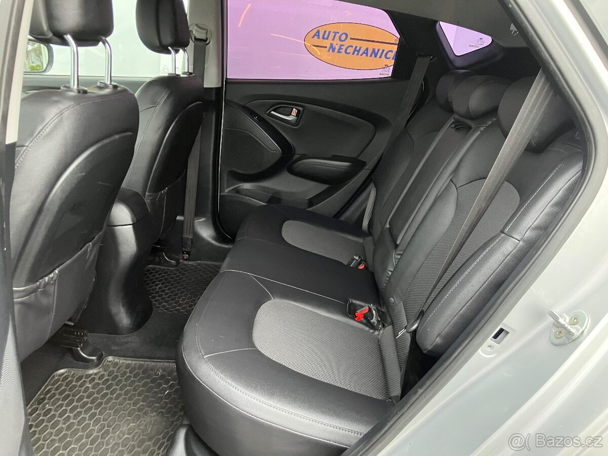 Prodám Hyundai ix35 2,0 4X4 - 13