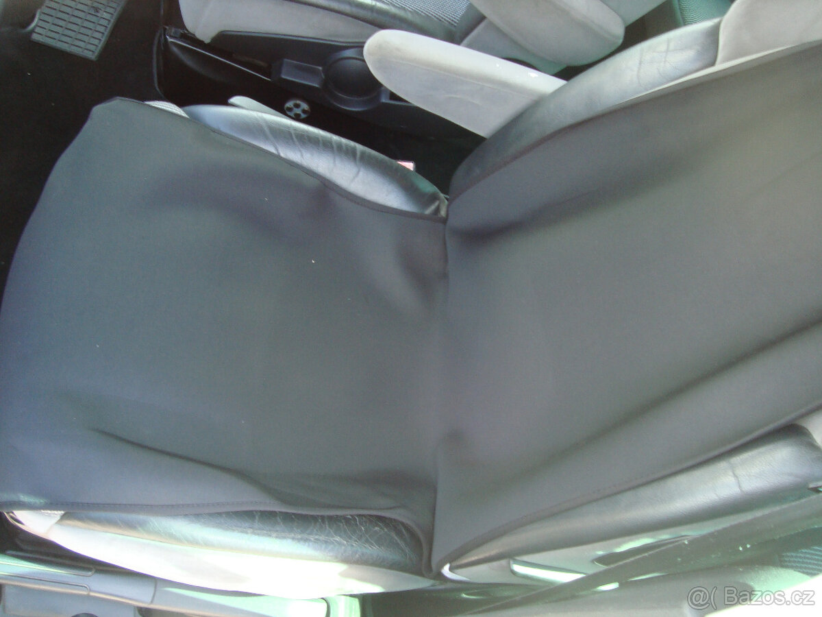 Peugeot 807 2,0HDI - 13