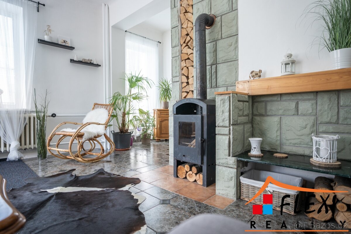 Prodej vily (241 m²) s výjimečným pozemkem (3528 m²), Čelad - 13