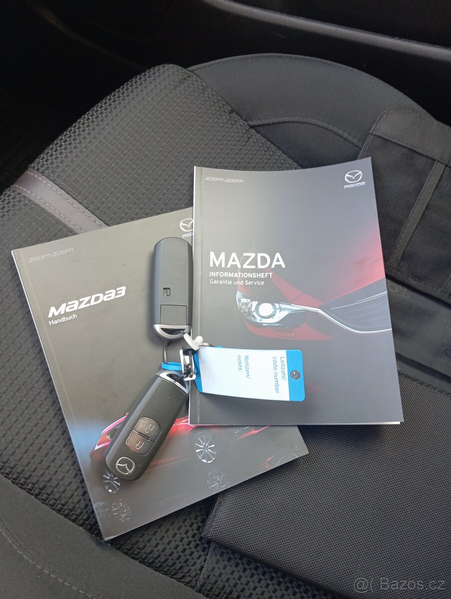 Mazda 3 2,0 benzín 1 Majitelka, bohatá výbava.. - 13