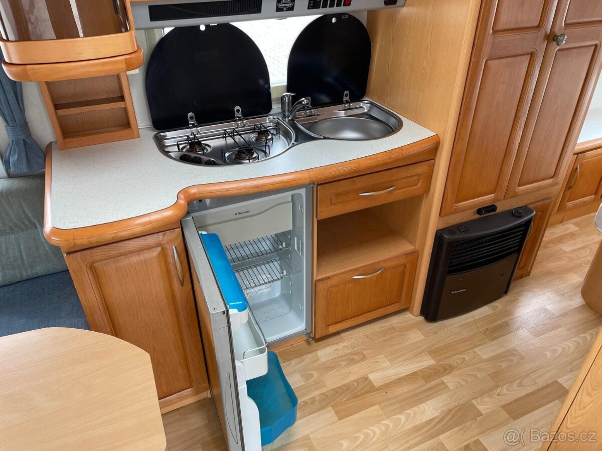 Hobby Prestige 540, 2002, pevná bostel, bojler, stan - 13