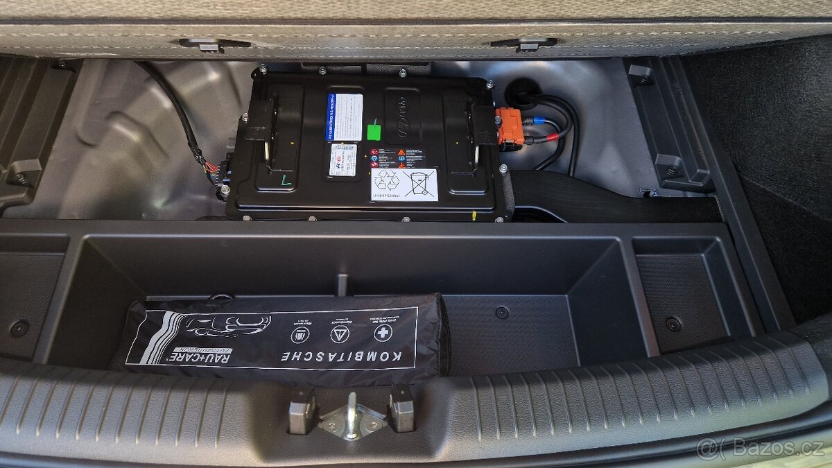 Hyundai i30 1,5 GDi 117kW Edícia 30, 13230km - 13