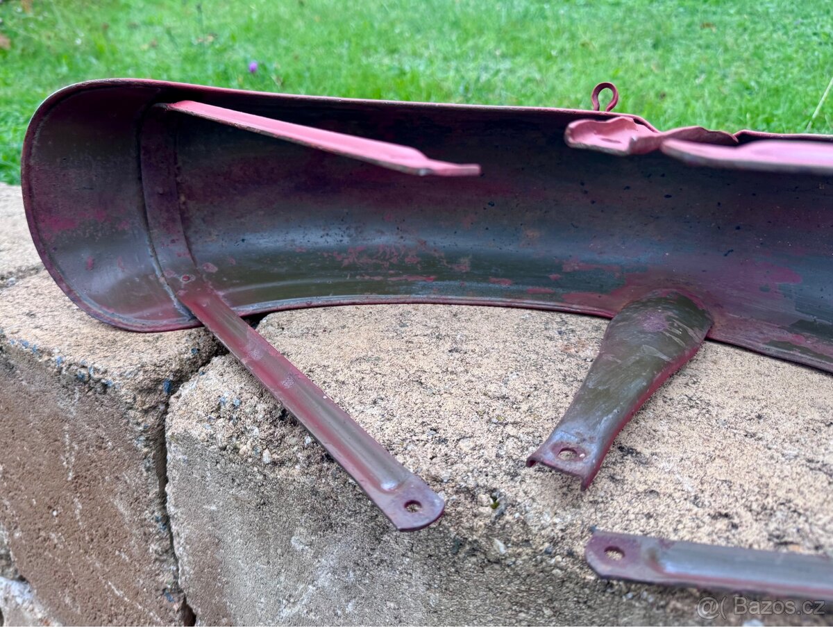 Jawa 250 350 Sport - přední blatník - 13