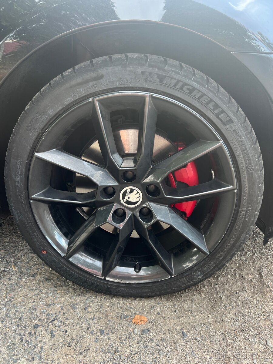 Škoda Octavia 3 RS 2.0TDi - 13