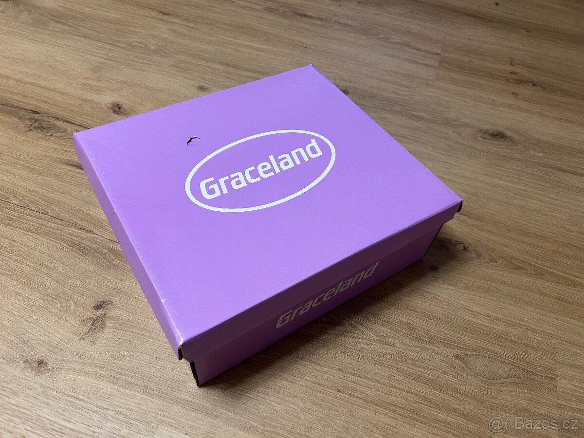 Dívčí zimní boty na platforme vel 37 - 13