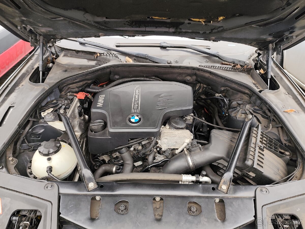 BMW 528i XDRIVE F10 r.v.2013 - 13