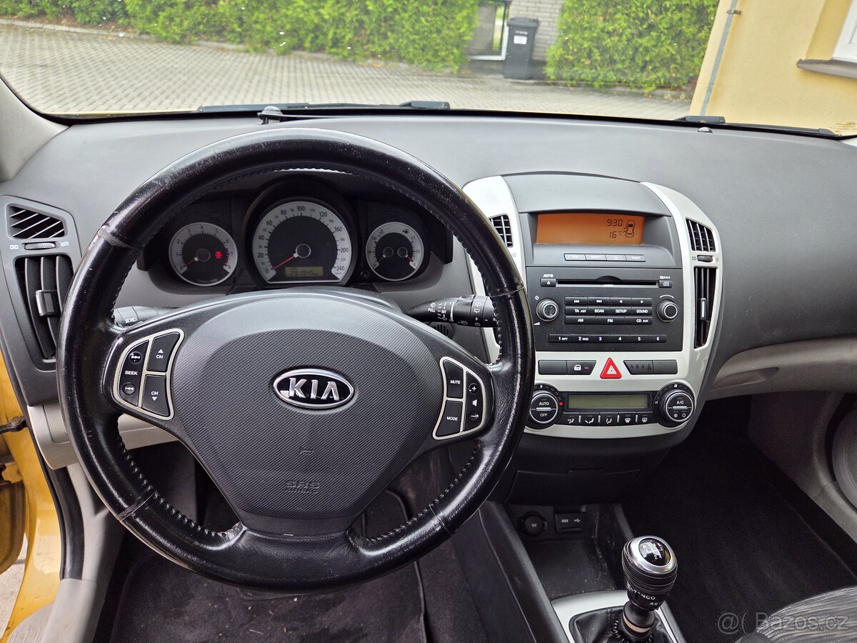 Kia Cee´d, 1,6i klimatizace nová STK - 13