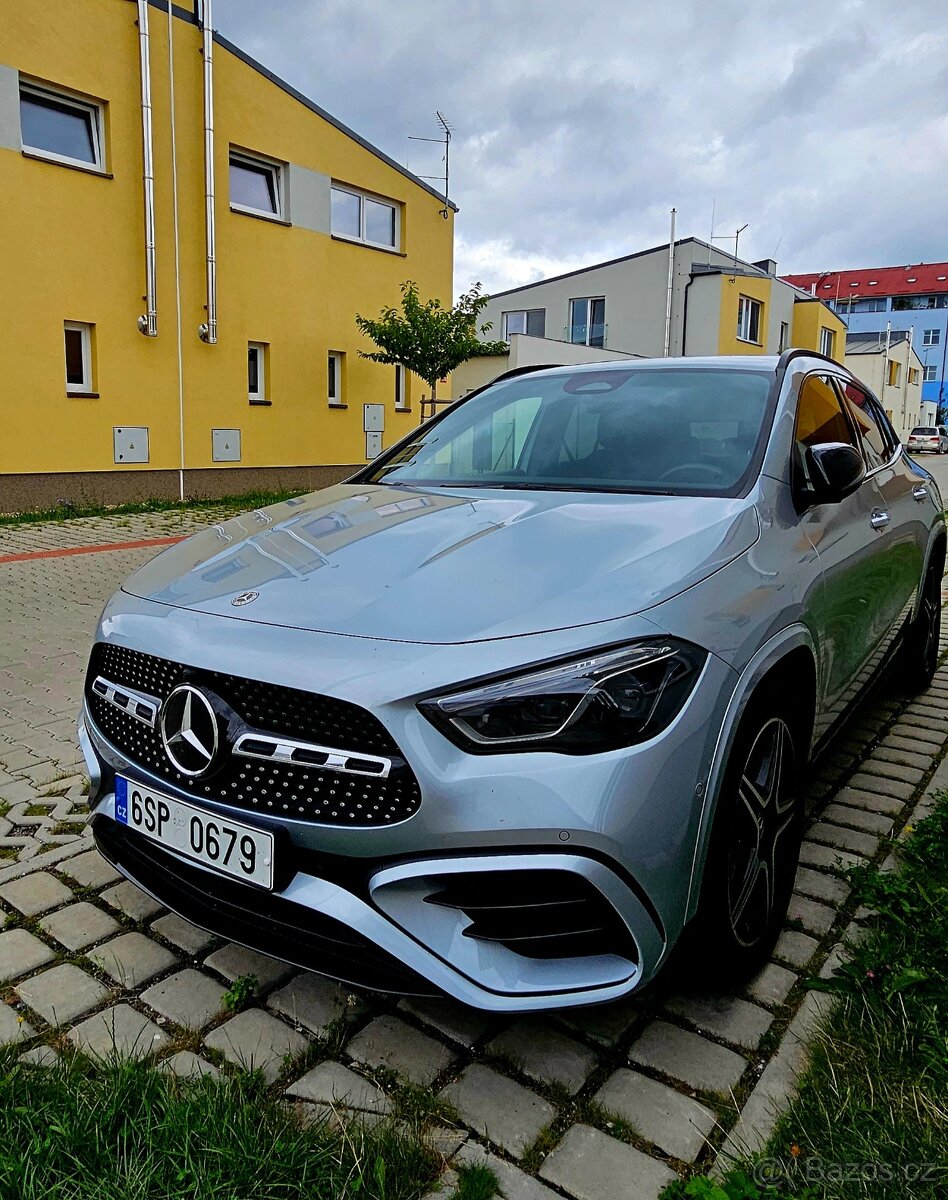 Gla 200d AMG - 13