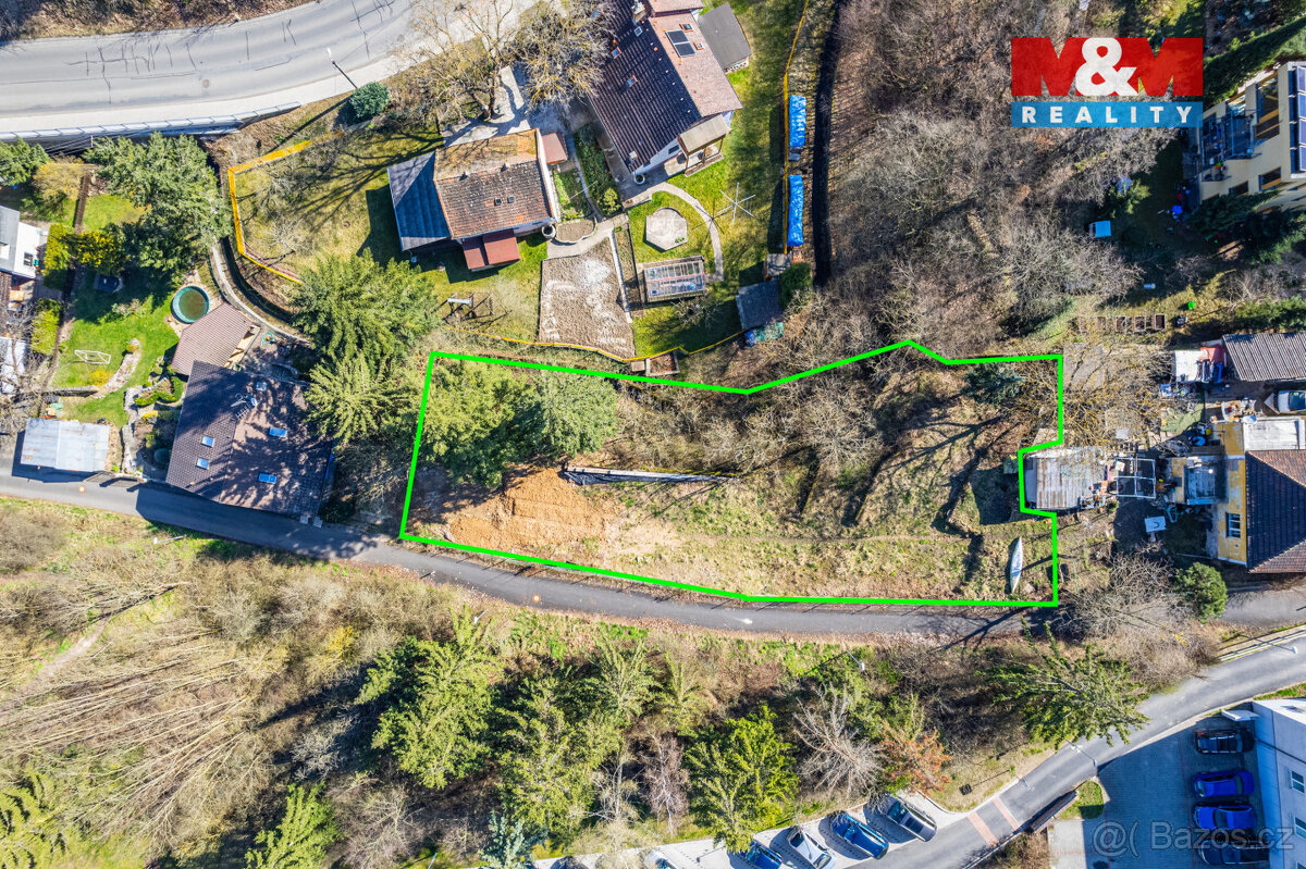 Prodej pozemku k bydlení, 979 m², Plzeň, ul. Spádná - 13