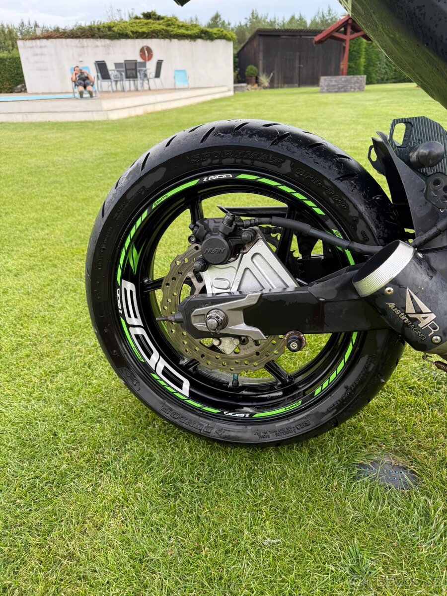 Kawasaki Z800 - 13