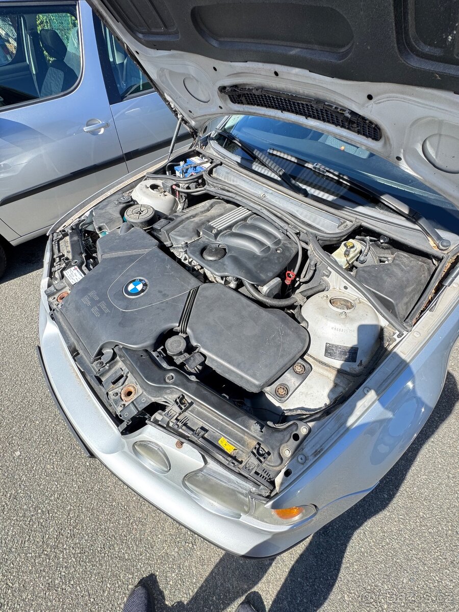 BMW 316ti Compact E46 – 1.8 benzín 85 kW - 13