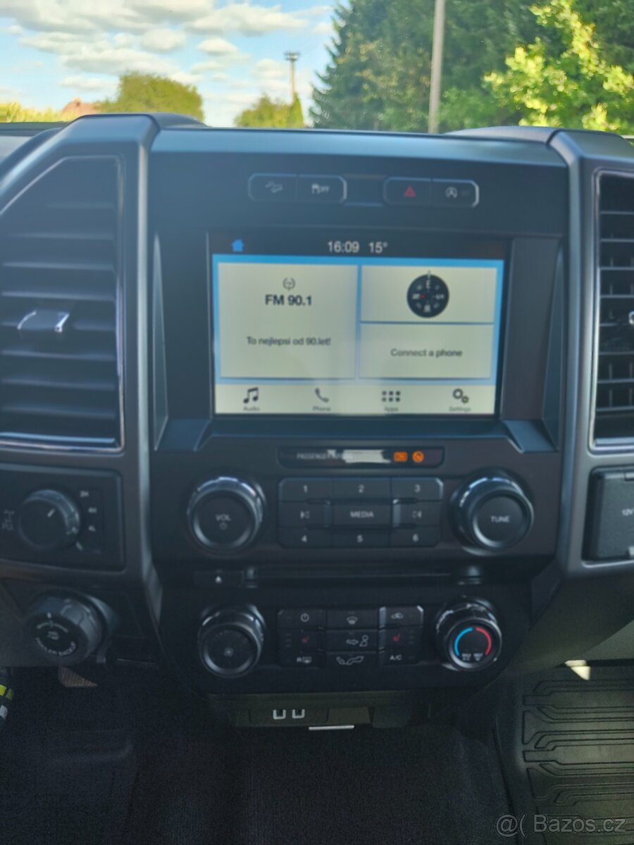 Ford F150 XLT - 13