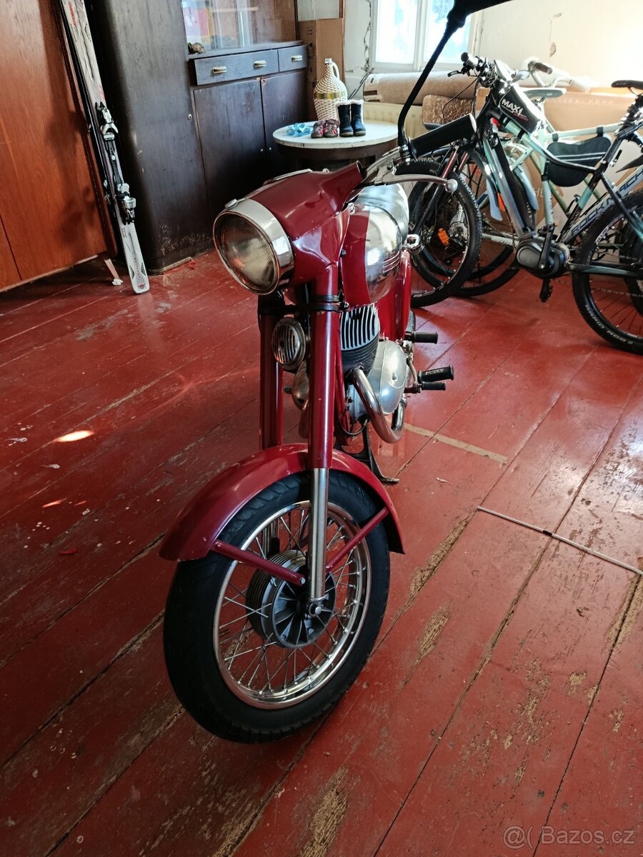 Jawa 250/559 - 13