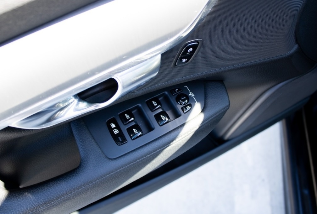 Volvo S90 Momentum Advanced - 13
