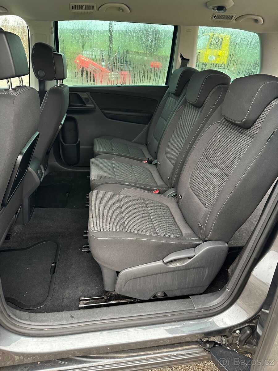 Volkswagen Sharan 12/2016, pojazdné, mizne voda - 13