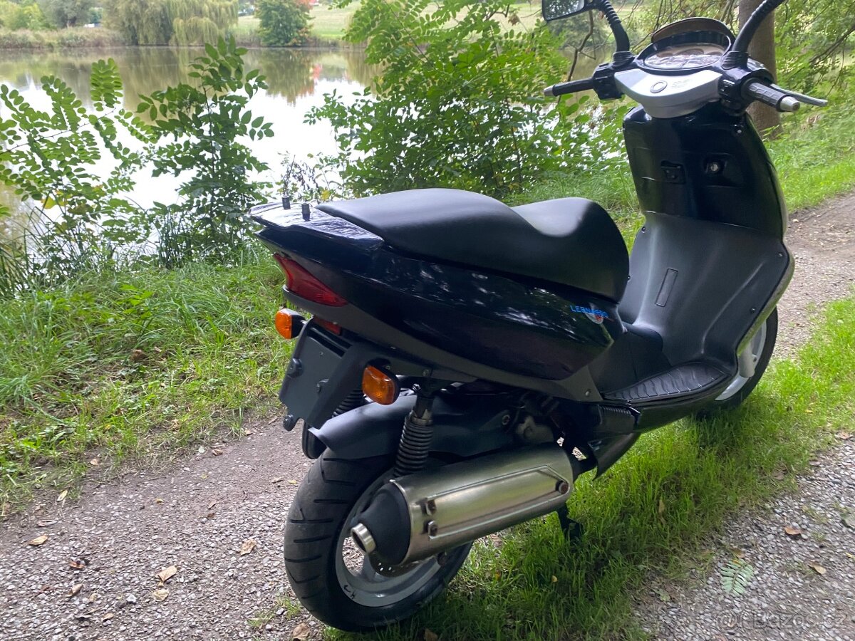 Aprilia Leonardo 125 - 13