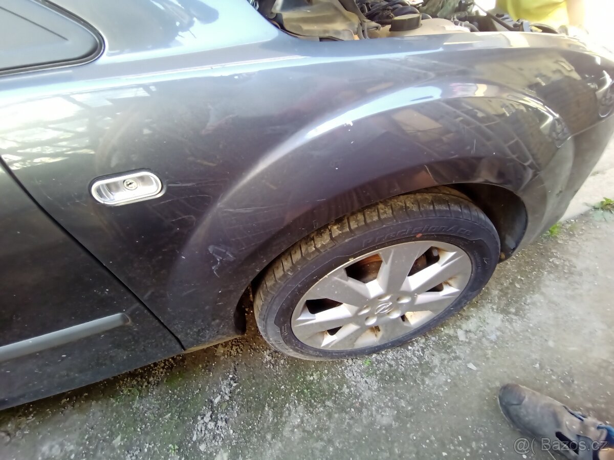 Focus 2006 1.6 16v 3 dveřové kupé HXDA 85 kw - 13