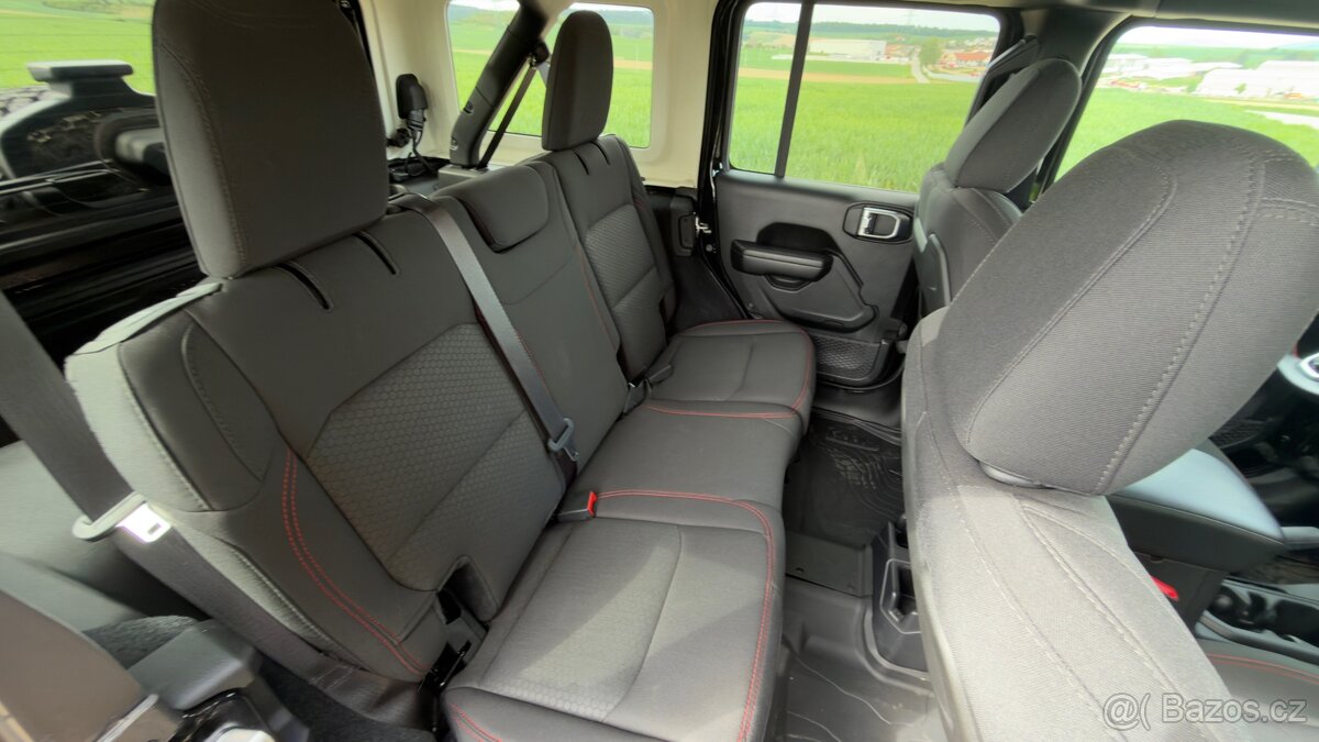 Jeep Wrangler 3.6L Rubicon ACC Full - 13