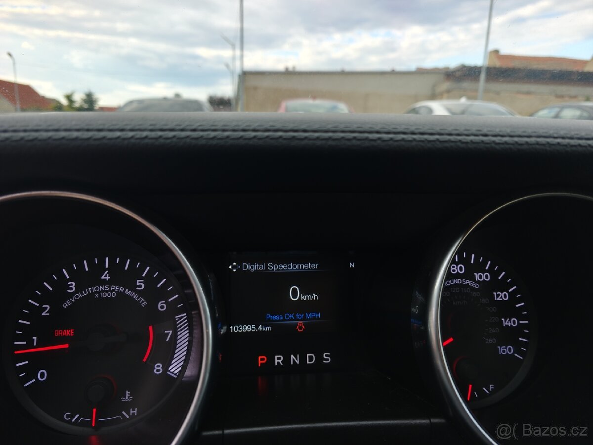 Ford Fustang cabrio - 13