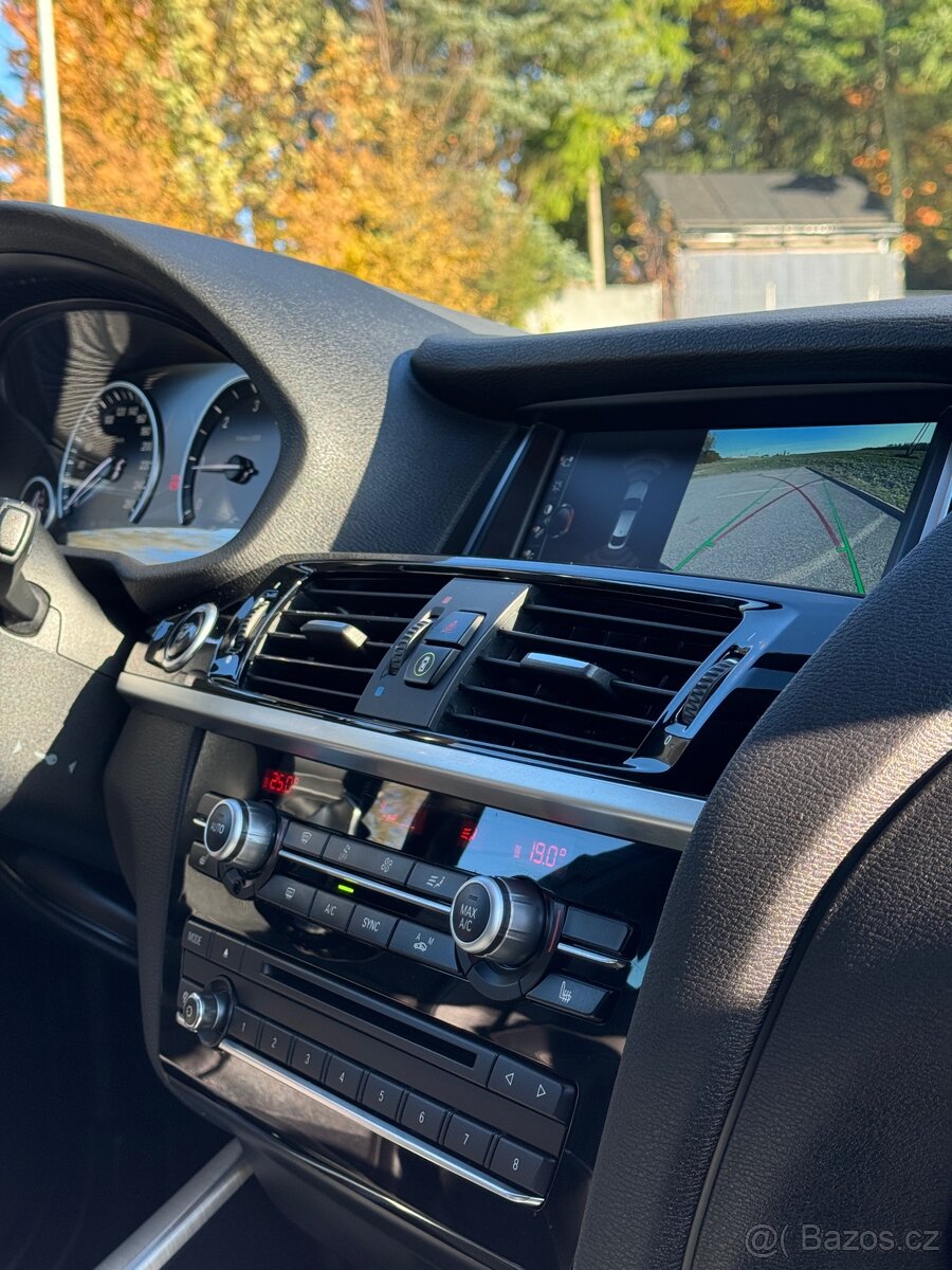 BMW X4 xDrive 2.0d 140KW - PRVNÍ MAJITEL - 13