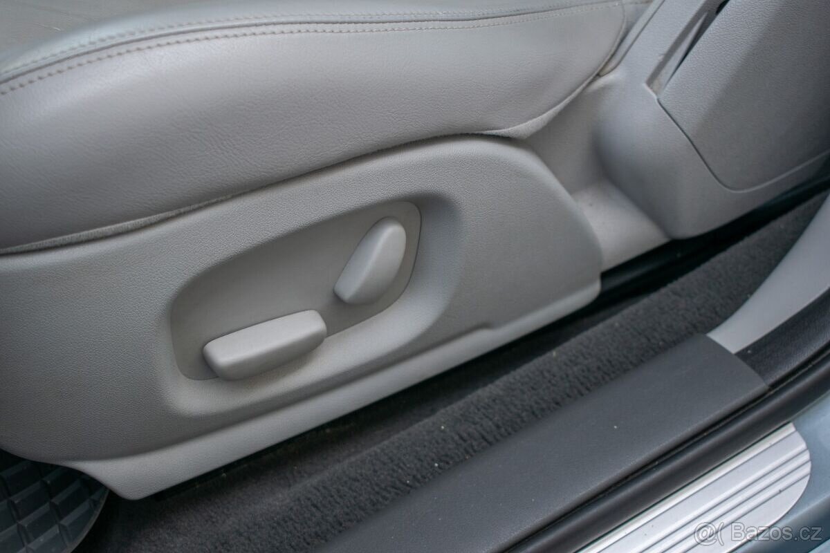 Jaguar S-Type 3.0 V6 175kw Manual - 13
