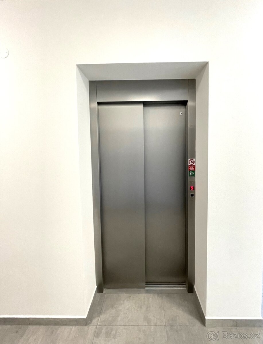 PRONÁJEM BT 2+KK UHERSKÝ BROD, U MLÝNŮ - 13